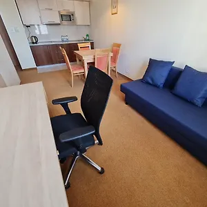 https://10q-z6-apartament-1002.warsawhotelspoland.com